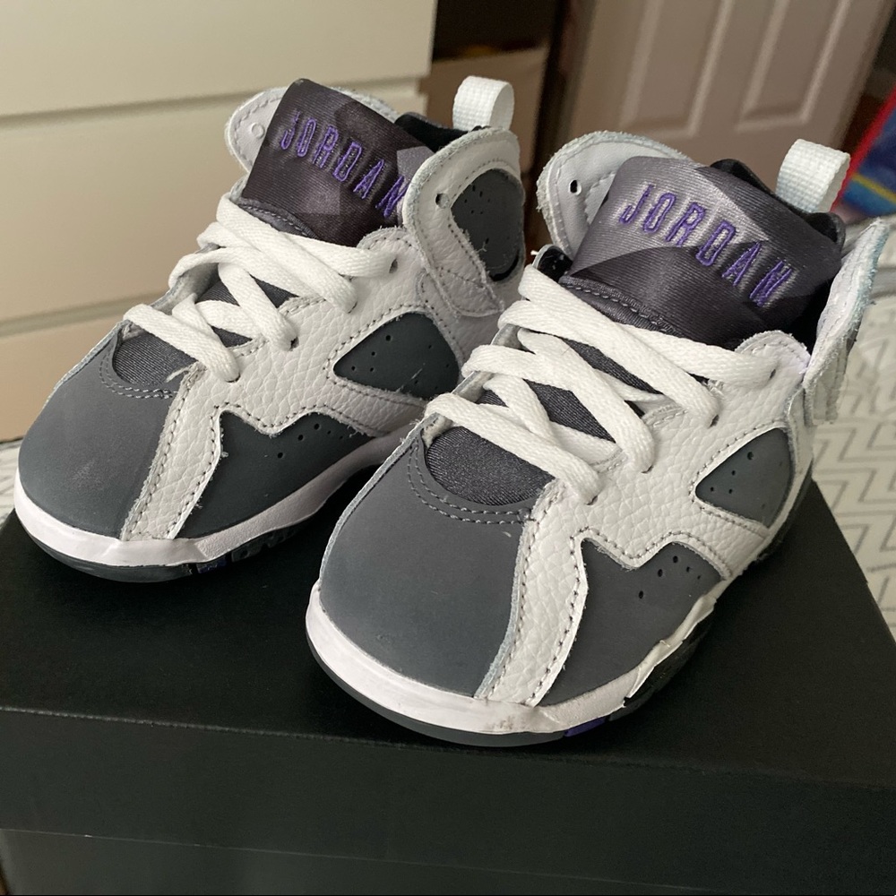 Toddler size 7 Gray and purple